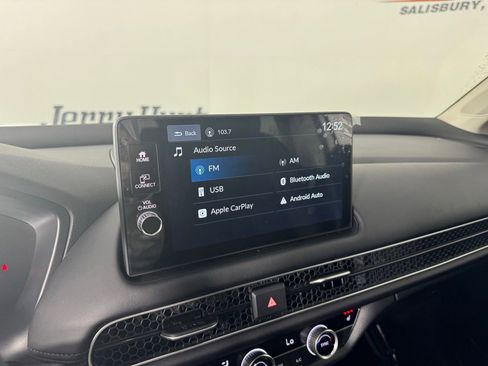 Used 2026 Honda HR-V EX-L image 16