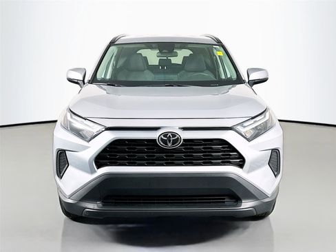 Certified 2025 Toyota RAV4 XLE AWD/4WD image 3