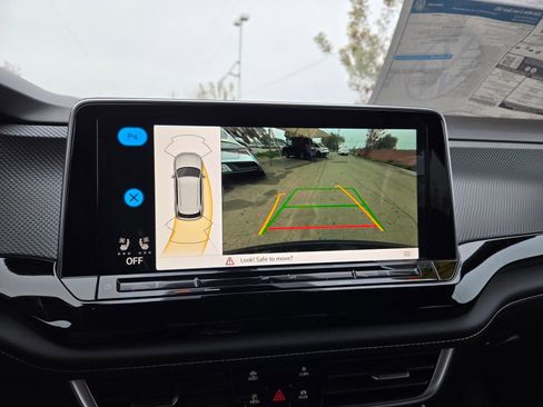 New 2026 Volkswagen Atlas Cross Sport SEL image 12