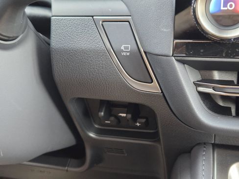 Certified 2026 Lexus GX 550 w/ Accessory Package (2T) AWD/4WD image 19