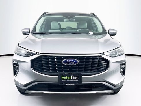 Used 2023 Ford Escape SE w/ PHEV Premium Package image 2