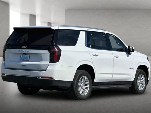 Used 2025 Chevrolet Tahoe LT AWD/4WD image 4