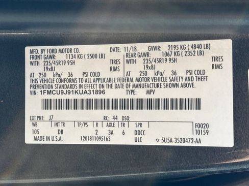 Used 2019 Ford Escape Titanium AWD/4WD image 28