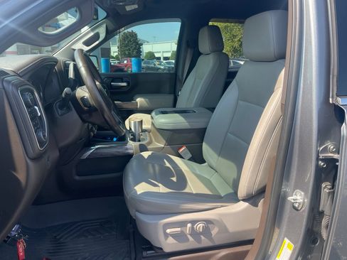 Used 2021 Chevrolet Silverado 1500 LTZ AWD/4WD image 7