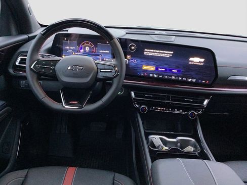 New 2026 Chevrolet Traverse RS w/ LPO, Floor Liner Package image 16