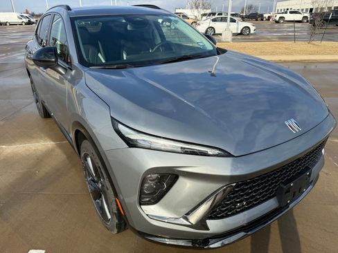 Certified 2025 Buick Envision Sport Touring image 12