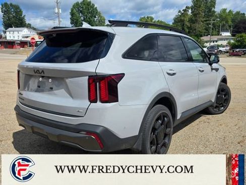 Used 2025 Kia Sorento SX Prestige AWD/4WD image 5