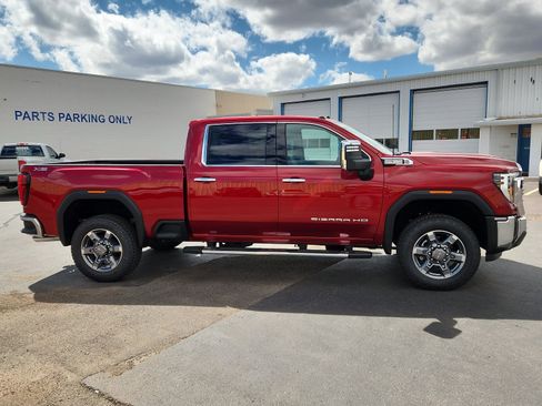 New 2026 GMC Sierra 2500 SLT image 5