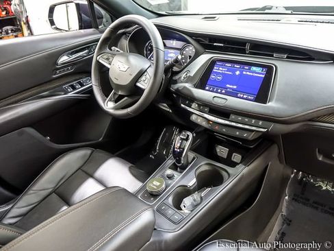 Certified 2022 Cadillac XT4 Sport FWD image 27