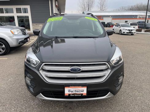 Used 2018 Ford Escape SE image 8