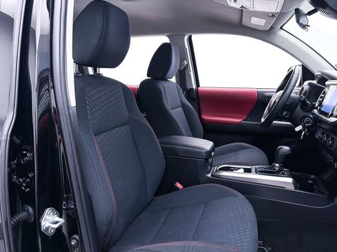 Used 2023 Toyota Tacoma SR5 RWD image 29