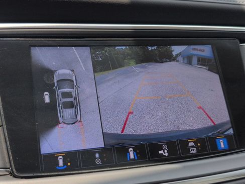 Used 2024 Buick Enclave Avenir w/ Avenir Technology Package FWD image 19