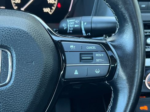 Used 2024 Honda Civic EX image 25