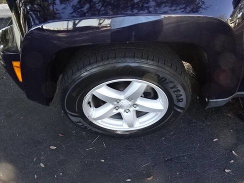 Used 2012 Jeep Liberty Limited w/ Comfort/Convenience Group image 22