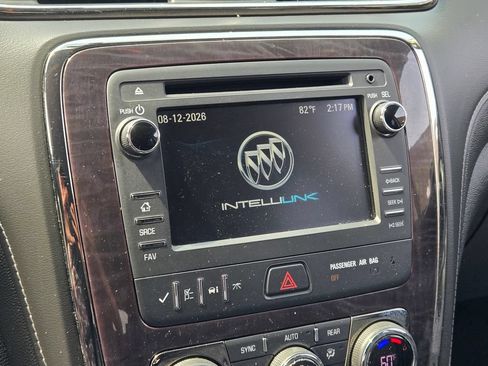 Used 2015 Buick Enclave Leather FWD image 38