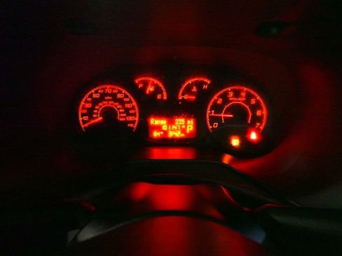 Used 2018 RAM ProMaster City Tradesman image 14