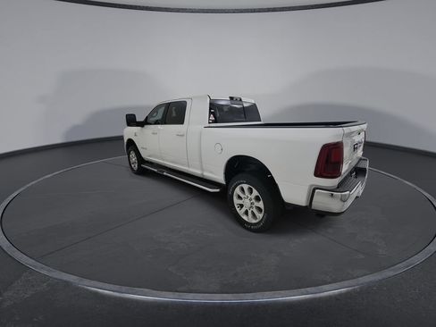 New 2026 RAM 2500 Laramie AWD/4WD image 6
