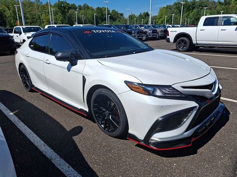 Used 2021 Toyota Camry XSE w/ Navigation Package AWD/4WD image 4