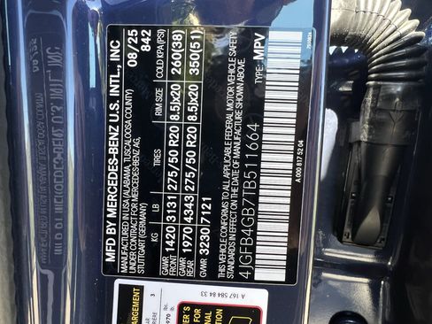 Used 2026 Mercedes-Benz GLE 450e 4MATIC image 37