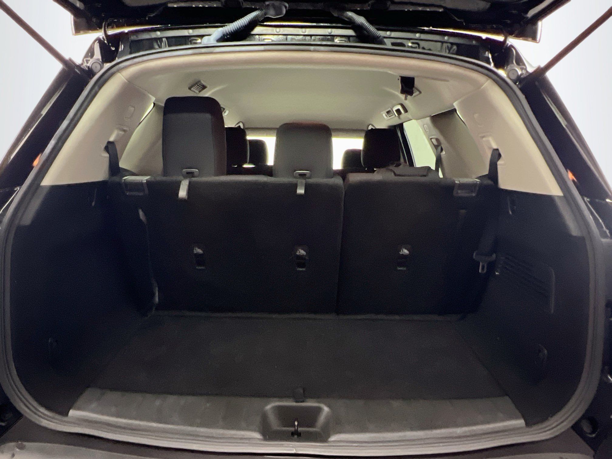 Used 2024 Nissan Pathfinder S AWD/4WD image 33