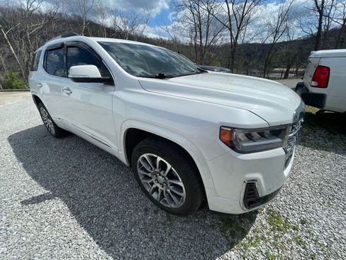 Used 2023 GMC Acadia Denali AWD/4WD image 3