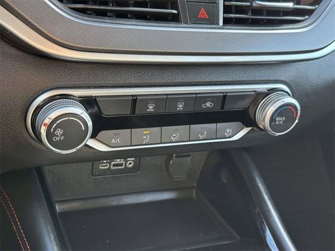 Used 2023 Nissan Altima 2.5 SR image 5