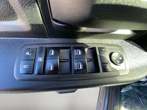 Used 2022 RAM 1500 Tradesman w/ Chrome Plus Package image 17