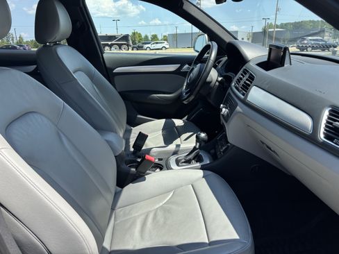 Used 2018 Audi Q3 2.0T Premium Plus FWD image 36