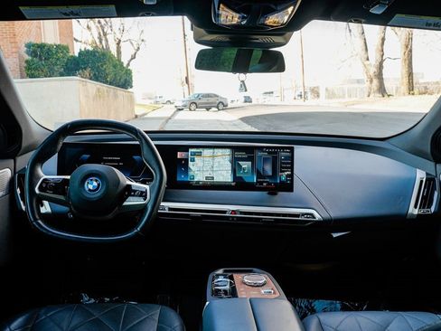 Used 2023 BMW iX M60 w/ Executive Package image 11