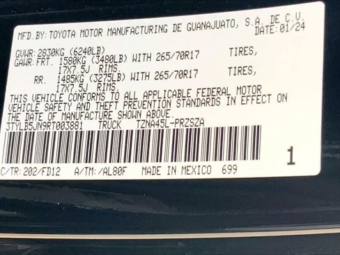 Used 2024 Toyota Tacoma TRD Off-Road image 34