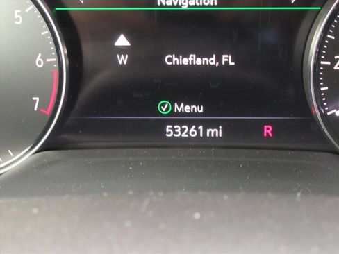 Used 2021 Buick Envision Avenir w/ Technology Package II AWD/4WD image 31