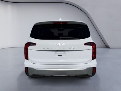 Used 2024 Kia Telluride LX