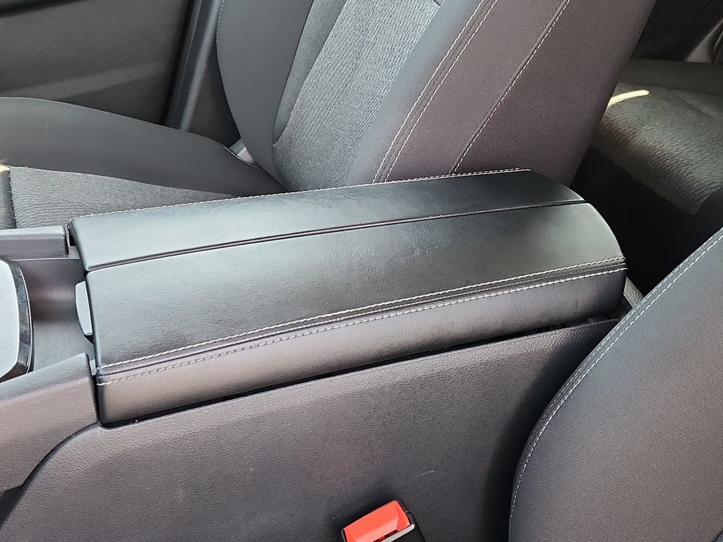 Used 2024 Nissan Rogue SV FWD image 20