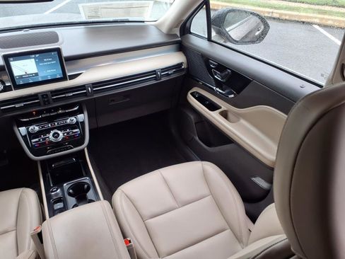 Certified 2021 Lincoln Corsair AWD w/ Equipment Group 101A image 14