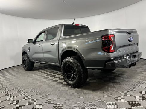 Used 2024 Ford Ranger Lariat w/ Advanced Towing Package image 8