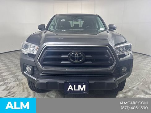 Used 2023 Toyota Tacoma SR5 AWD/4WD image 3