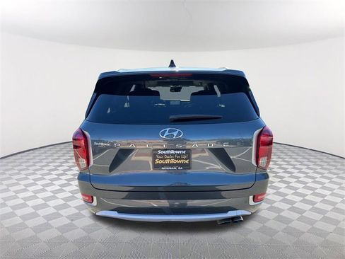 Used 2021 Hyundai Palisade Limited image 6