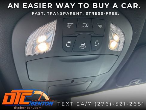 New 2027 Chrysler Pacifica Select FWD image 25