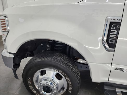 Used 2022 Ford F350 Lariat w/ Lariat Ultimate Package image 34