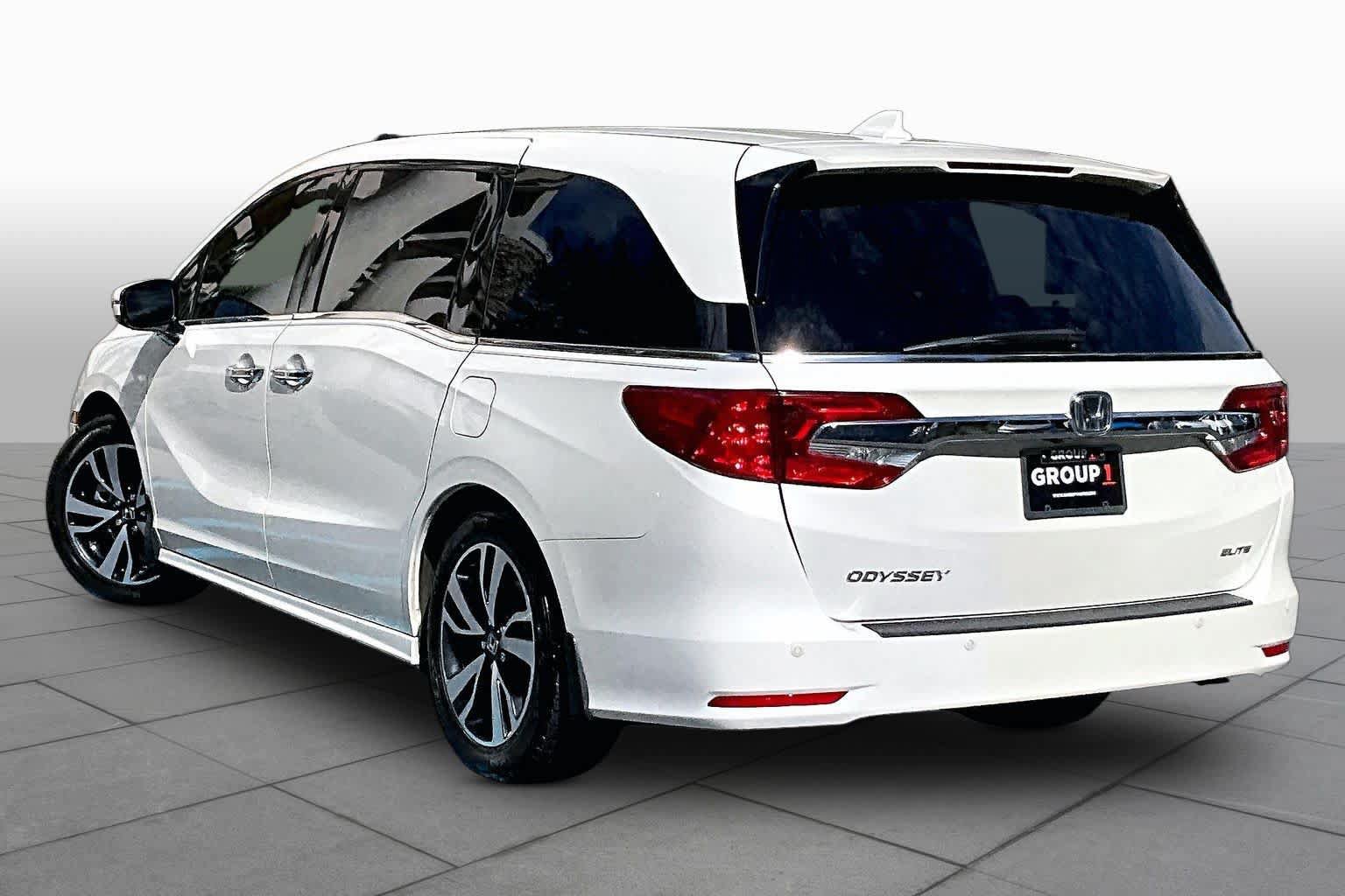 Used 2019 Honda Odyssey Elite image 12