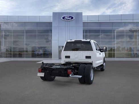New 2025 Ford F350 XL w/ XL Chrome Package image 8