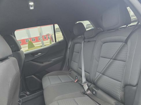 Used 2025 Chevrolet Equinox LT image 14