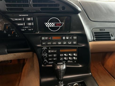 Used 1996 Chevrolet Corvette Coupe RWD image 20