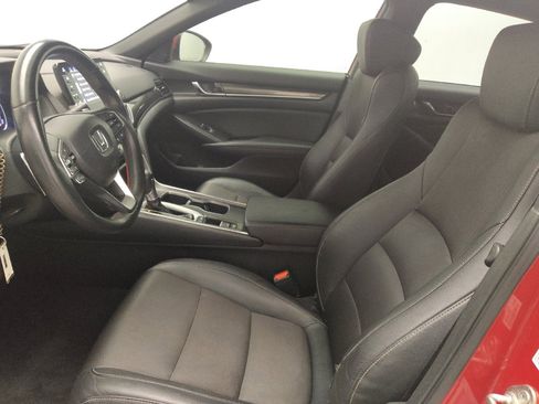 Used 2019 Honda Accord Sport image 17