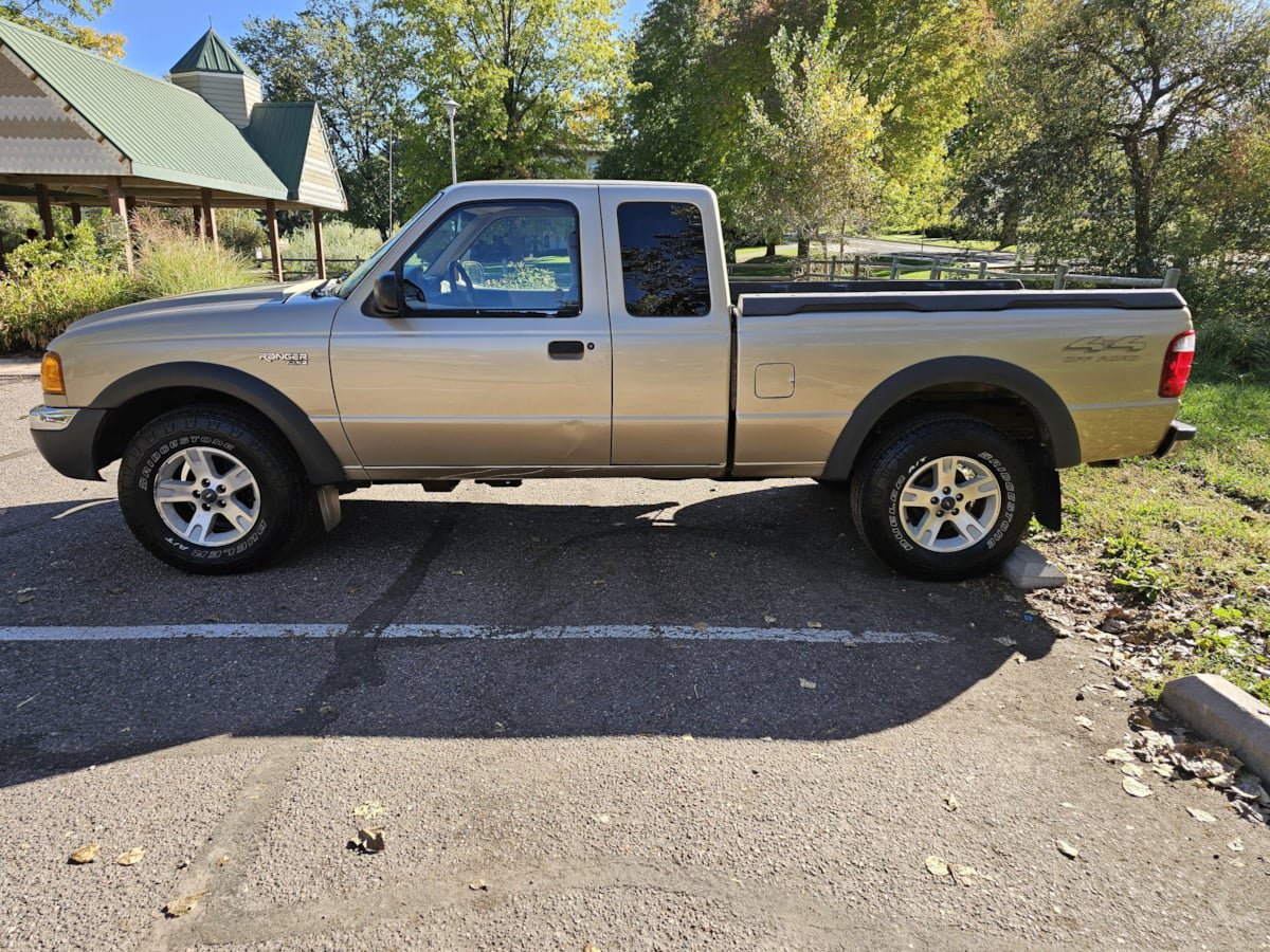 Used 2002 Ford Ranger 4x4 SuperCab image 2
