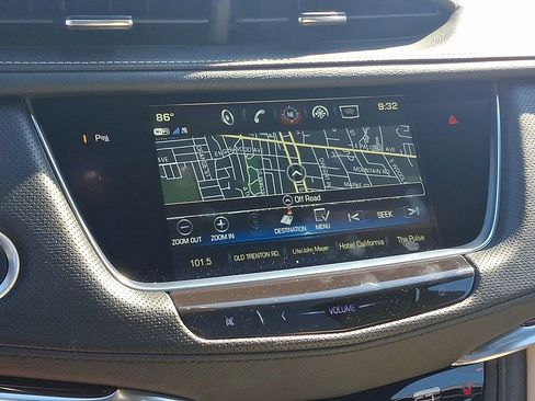 Used 2019 Cadillac XT5 Premium Luxury AWD/4WD image 18