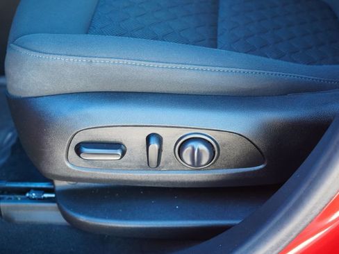 Used 2021 Chevrolet Blazer LT image 14