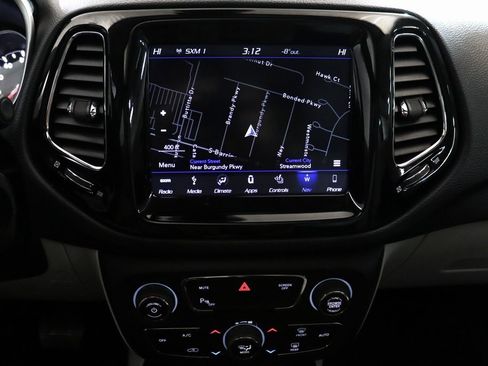 Used 2020 Jeep Compass Limited w/ Safety & Security Group image 17