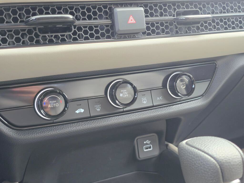 Certified 2024 Honda HR-V LX image 24