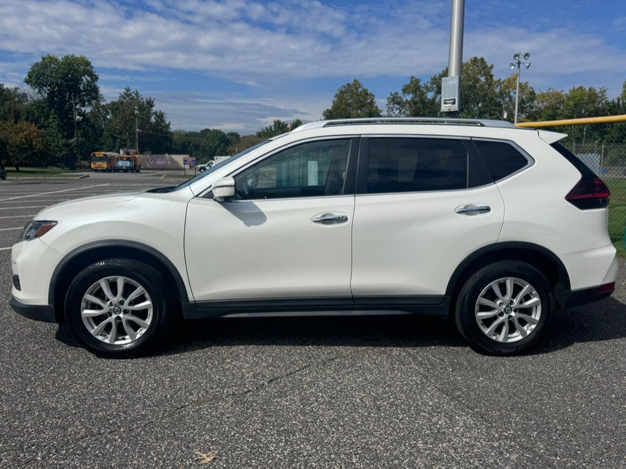 Used 2018 Nissan Rogue SV w/ Premium Package AWD/4WD image 4
